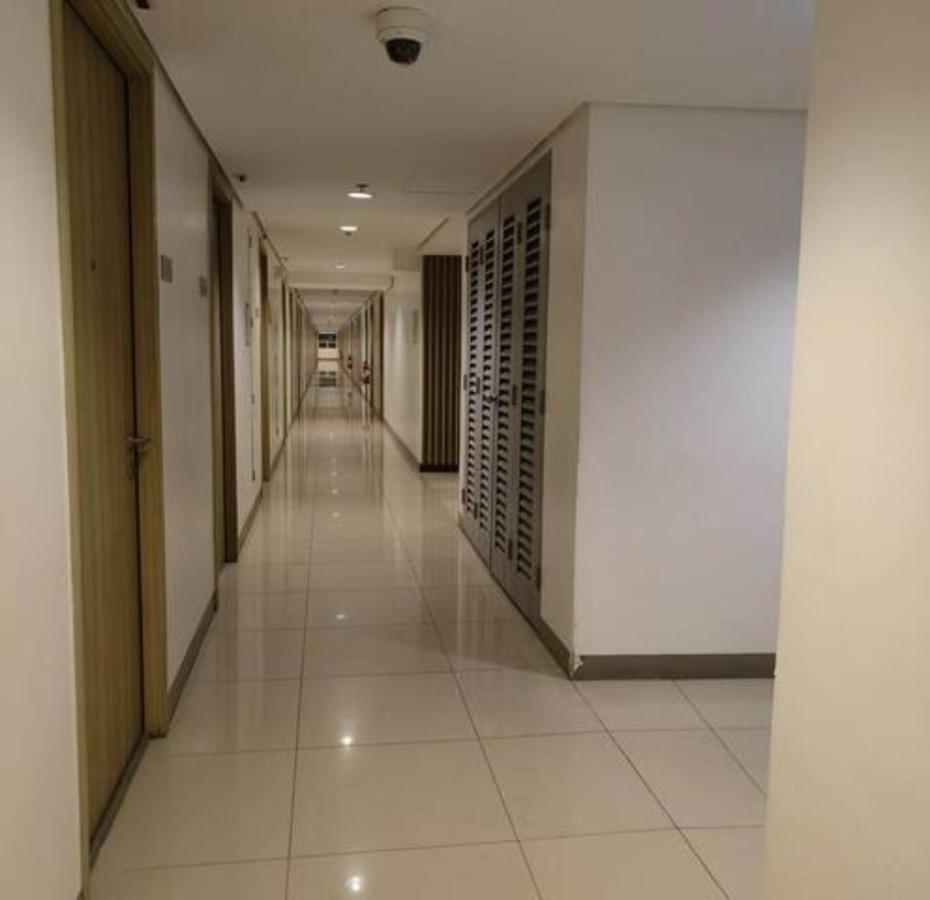 Moa Pasay 1156 Shore Residences Hotel Vibe Staycation Exterior photo