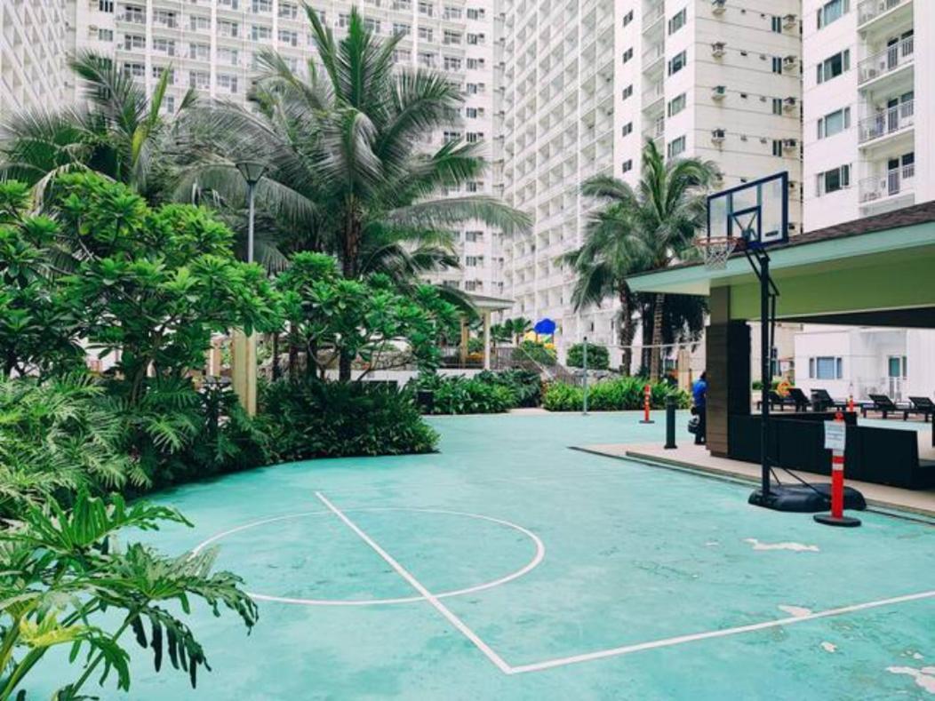 Moa Pasay 1156 Shore Residences Hotel Vibe Staycation Exterior photo